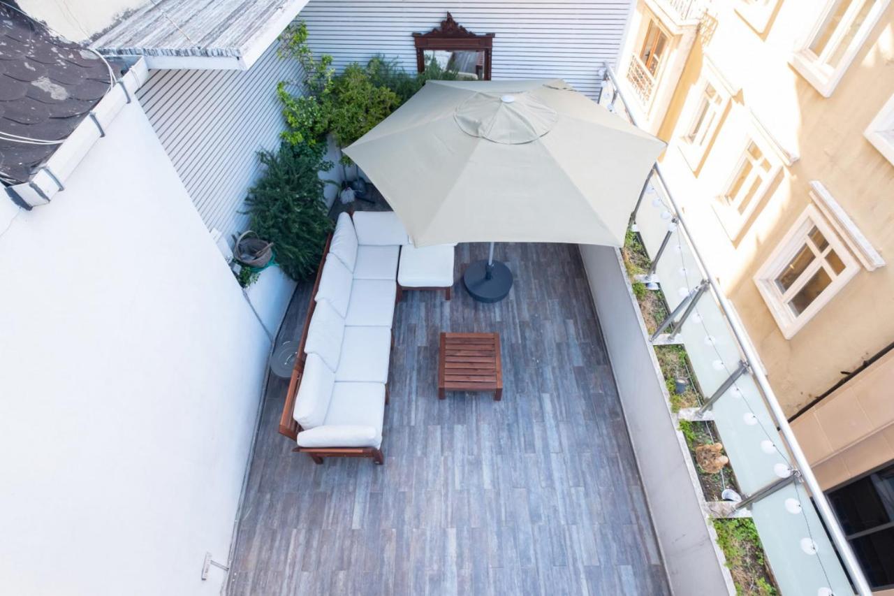 Flat With Terrace Near Istiklal Street Istambul Exterior foto