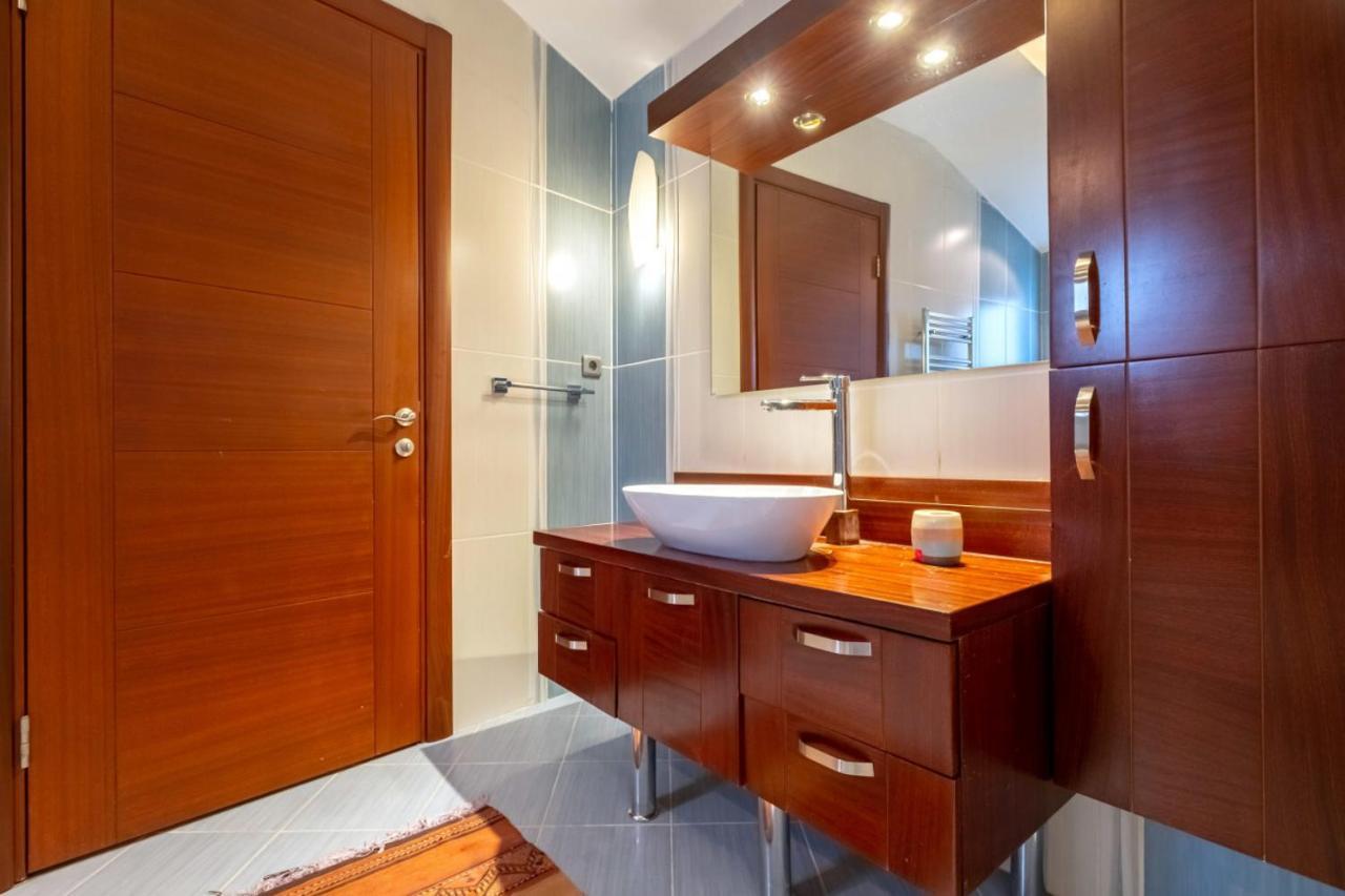 Flat With Terrace Near Istiklal Street Istambul Exterior foto