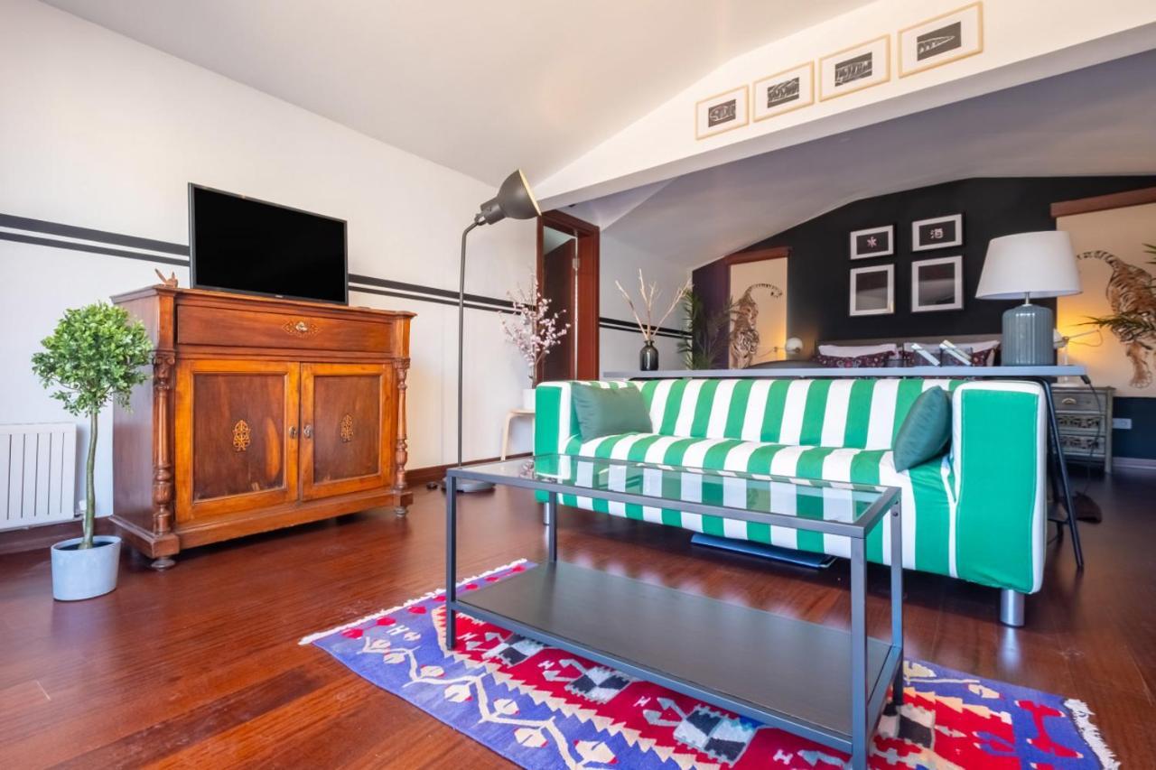 Flat With Terrace Near Istiklal Street Istambul Exterior foto