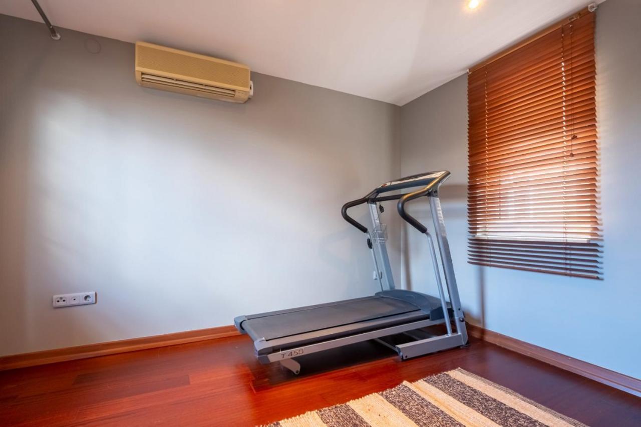 Flat With Terrace Near Istiklal Street Istambul Exterior foto